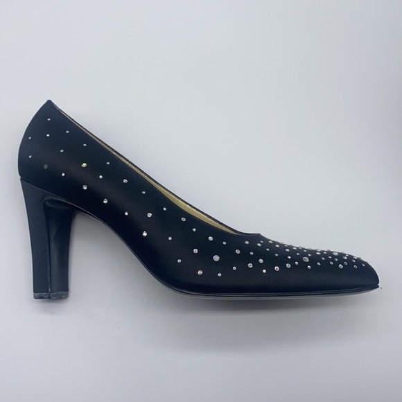 Bruno Magli Couture - Black Silky Heels With Beautiful Gem Embellished Size 8.5 - Picture 5 of 15